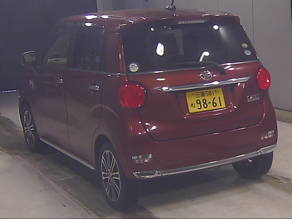 DAIHATSU CAST
