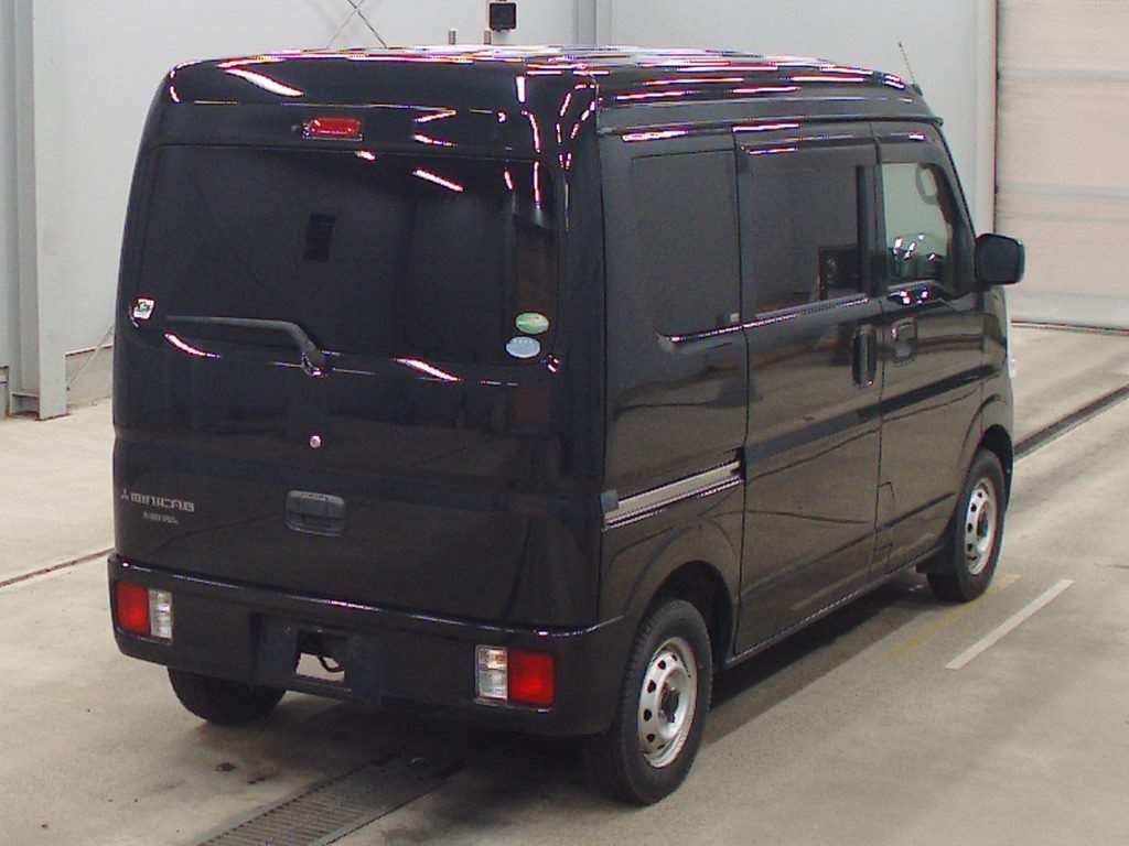 MITSUBISHI MINICAB