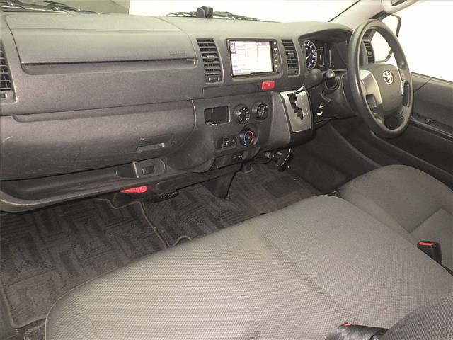 TOYOTA REGIUS ACE