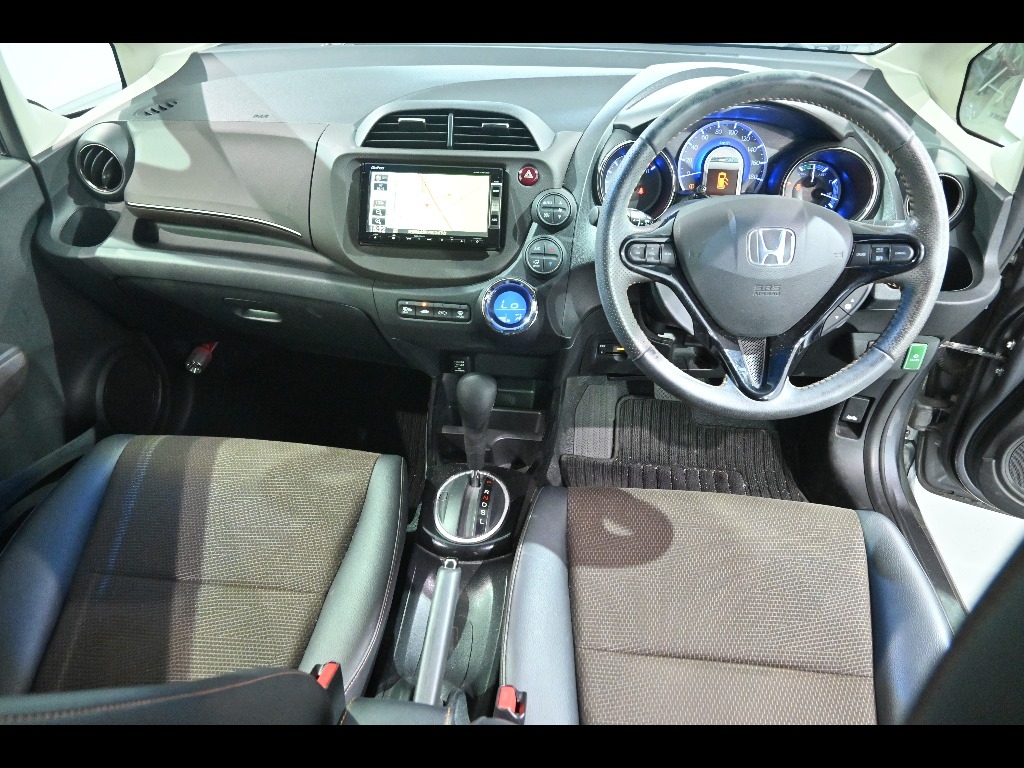 HONDA FIT SHUTTLE
