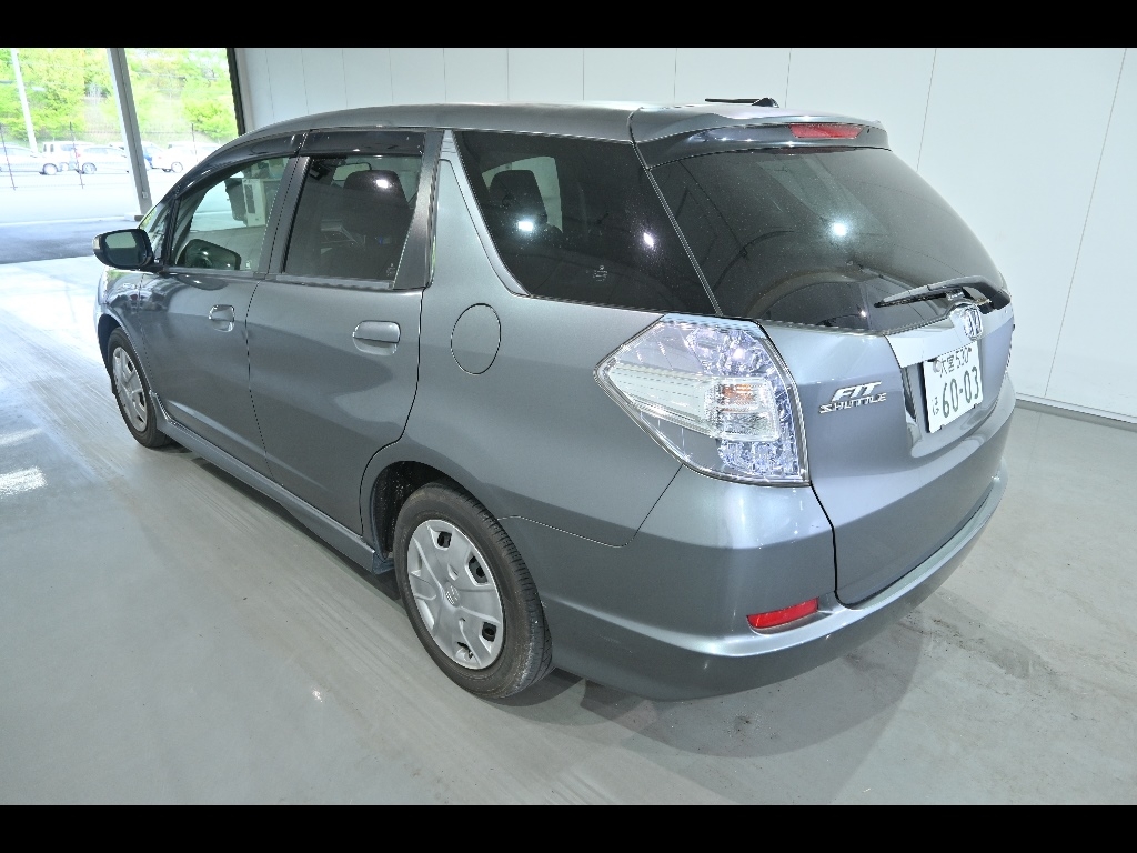 HONDA FIT SHUTTLE