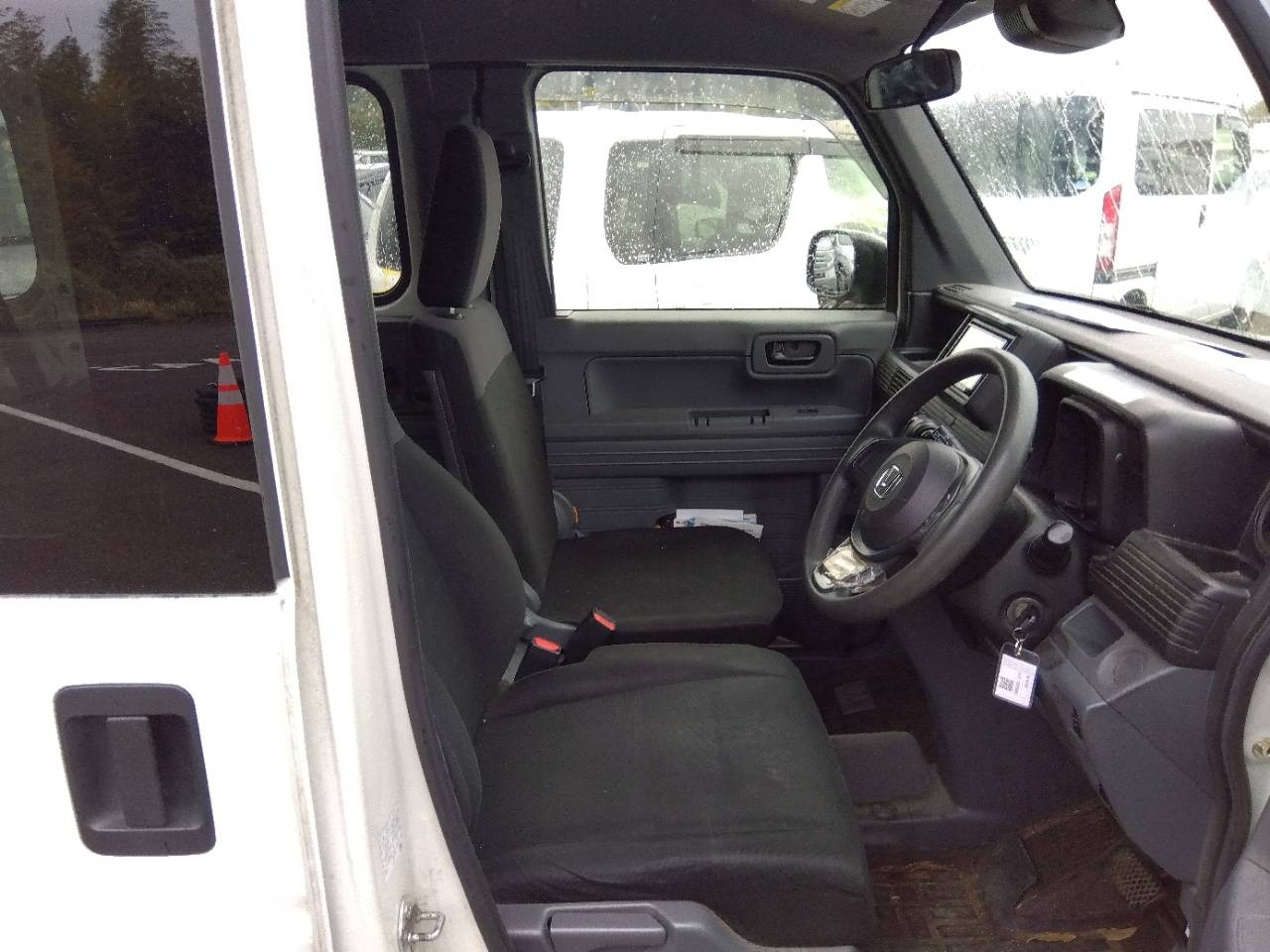 HONDA N-VAN
