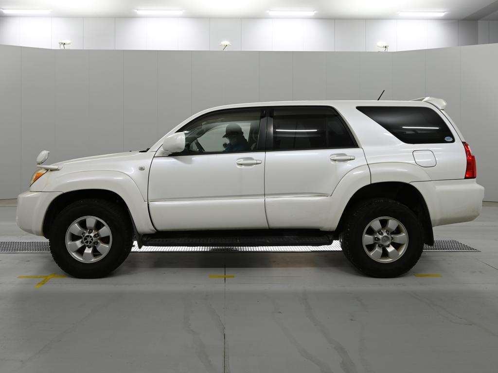 TOYOTA HILUX SURF