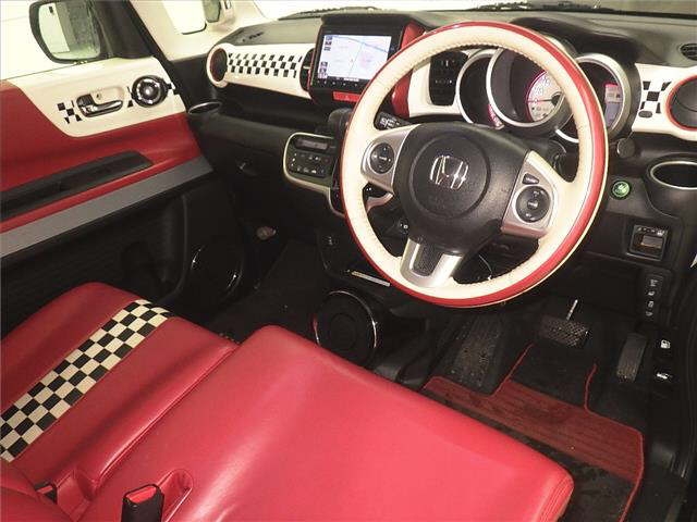 HONDA N-BOX SLASH