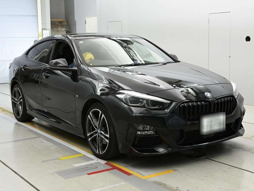 BMW 2-SERIES