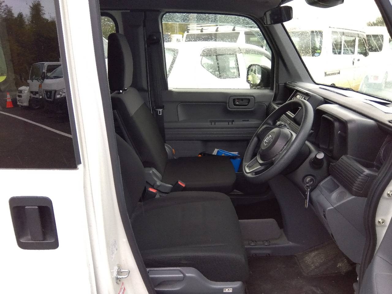 HONDA N-VAN