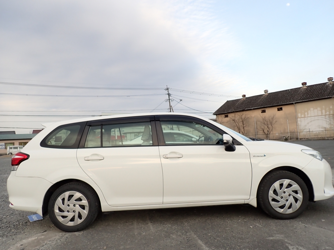 TOYOTA COROLLA FIELDER