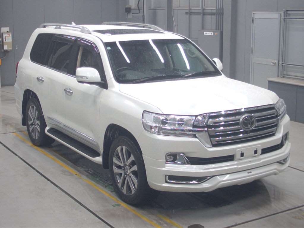 TOYOTA LAND CRUISER