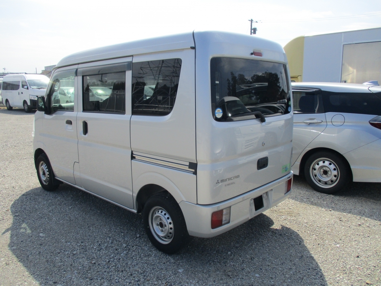 MITSUBISHI MINICAB