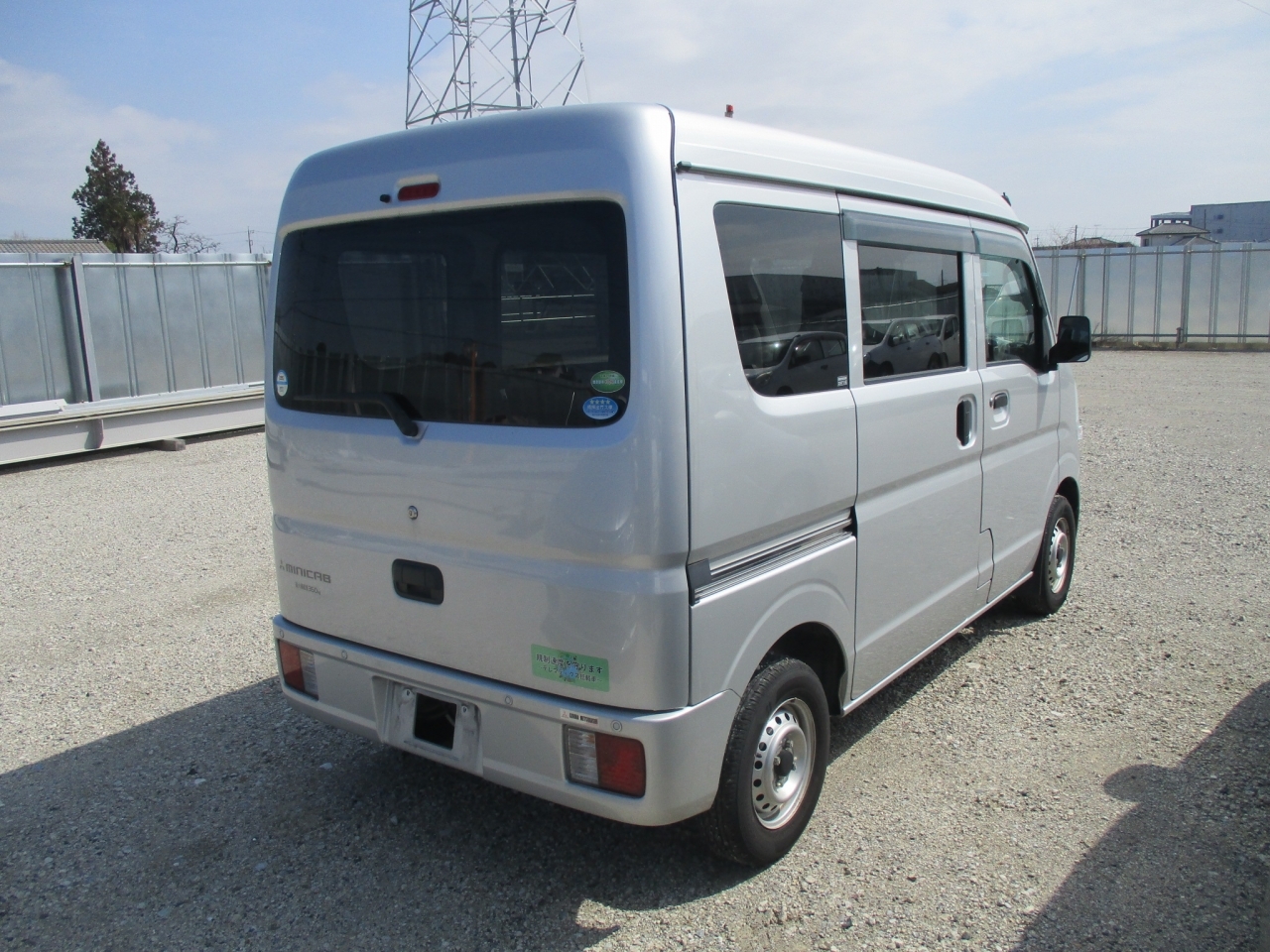 MITSUBISHI MINICAB