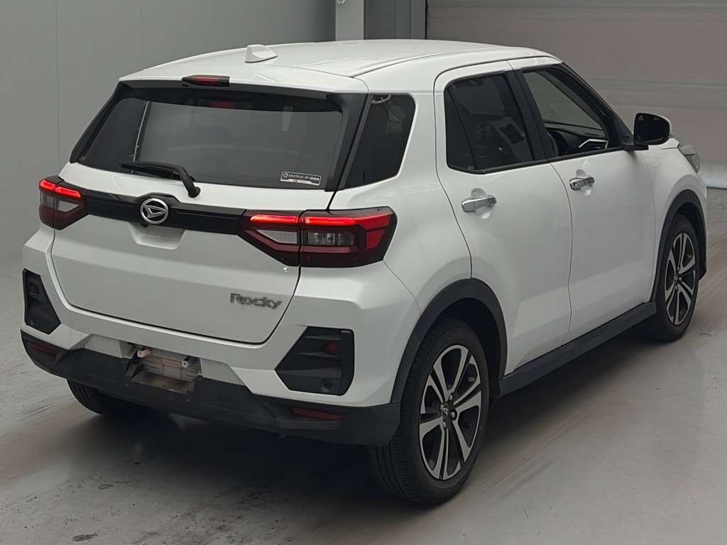 DAIHATSU ROCKY