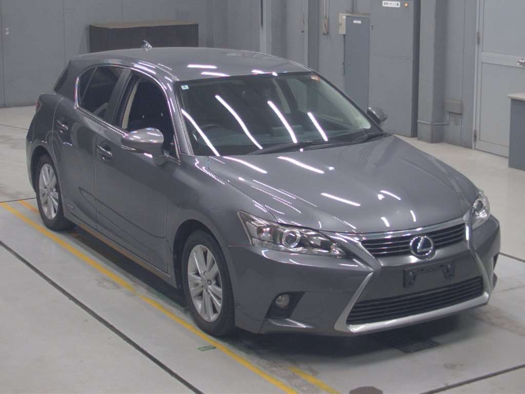 LEXUS CT200H
