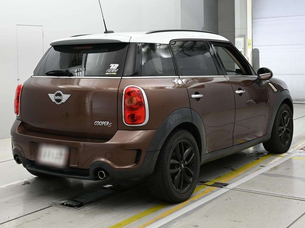 MINI CROSSOVER