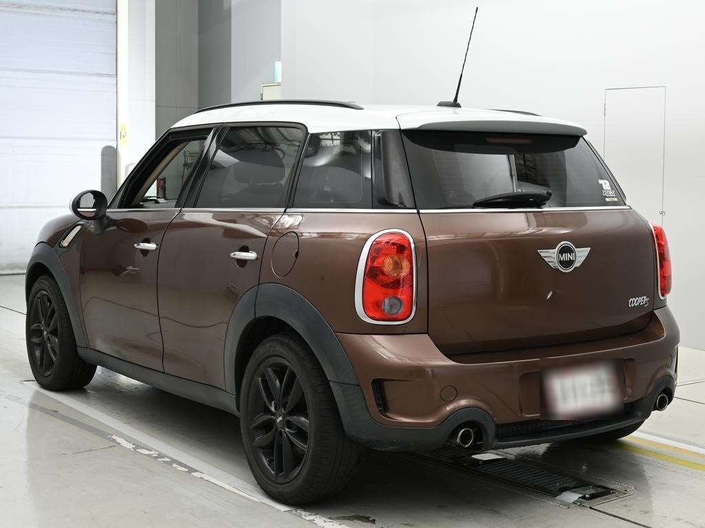 MINI CROSSOVER