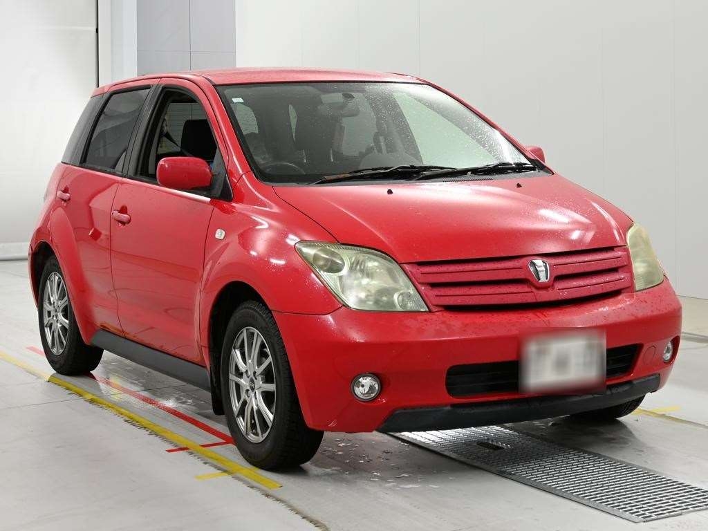 TOYOTA IST