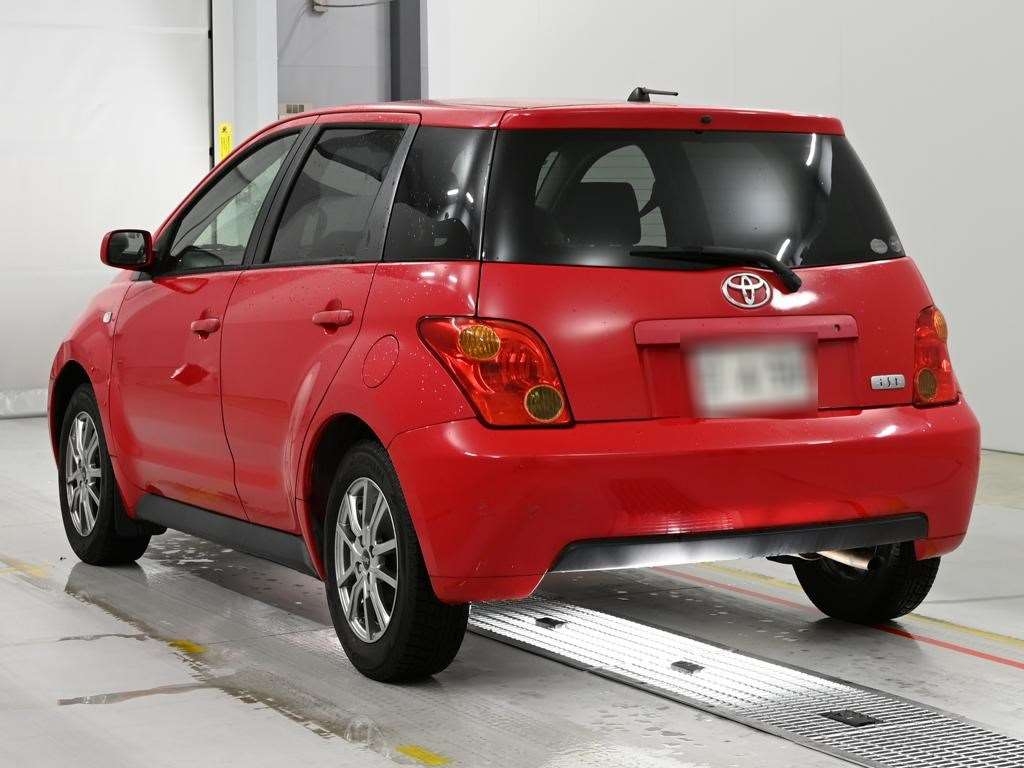 TOYOTA IST