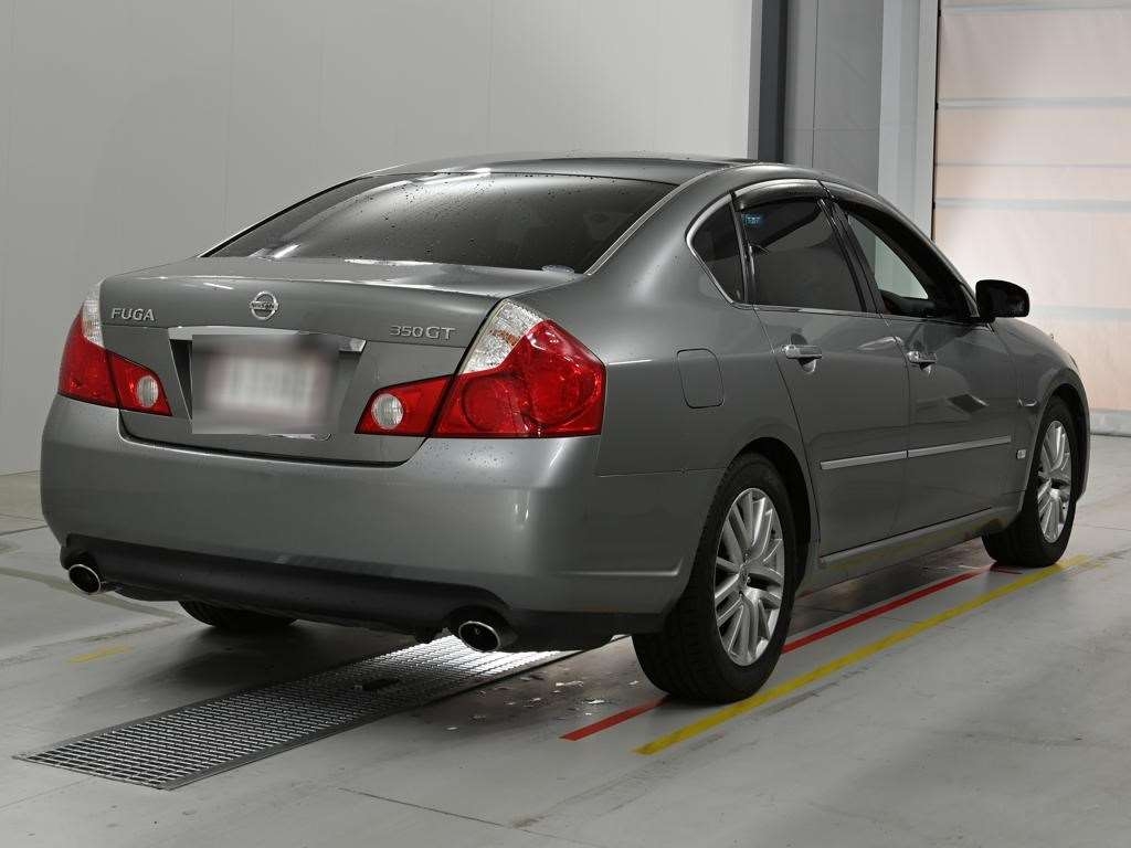 NISSAN FUGA