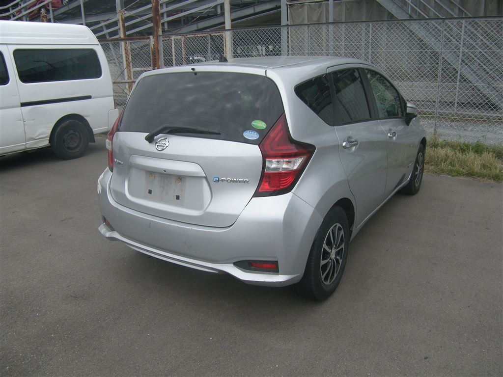 NISSAN NOTE