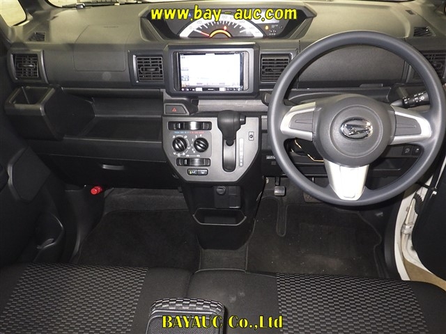 DAIHATSU WAKE
