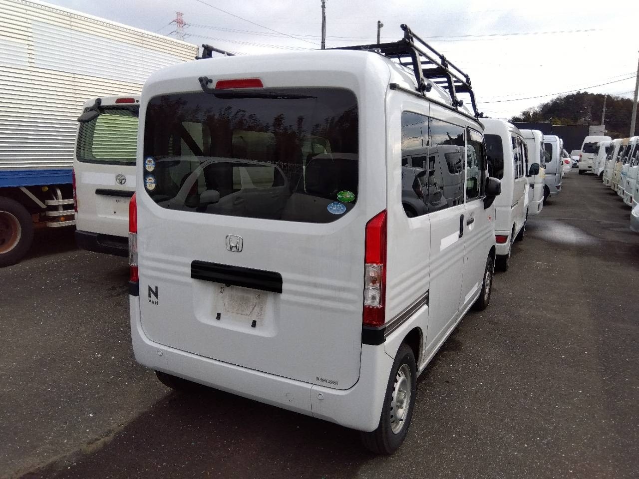 HONDA N-VAN