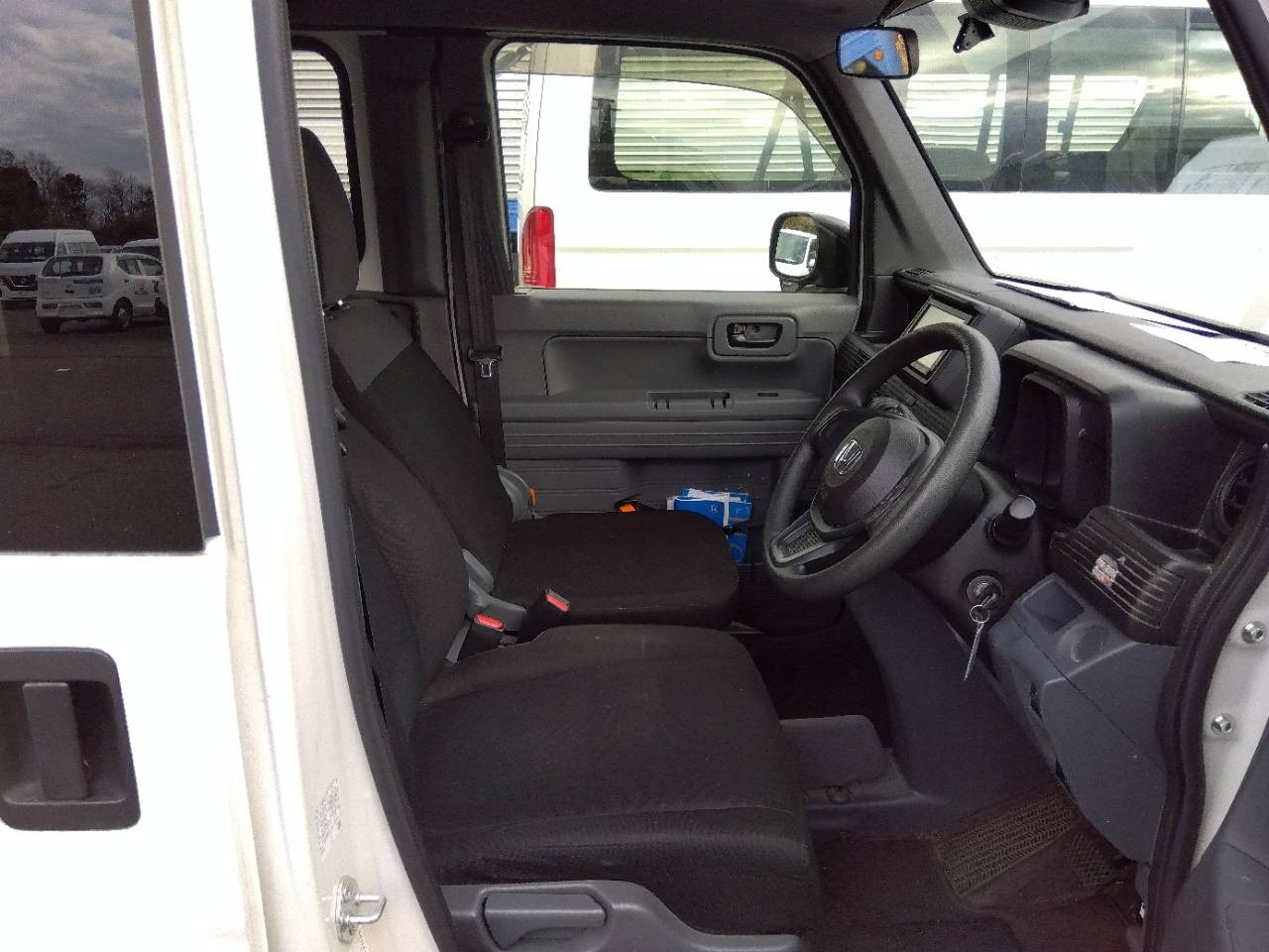 HONDA N-VAN