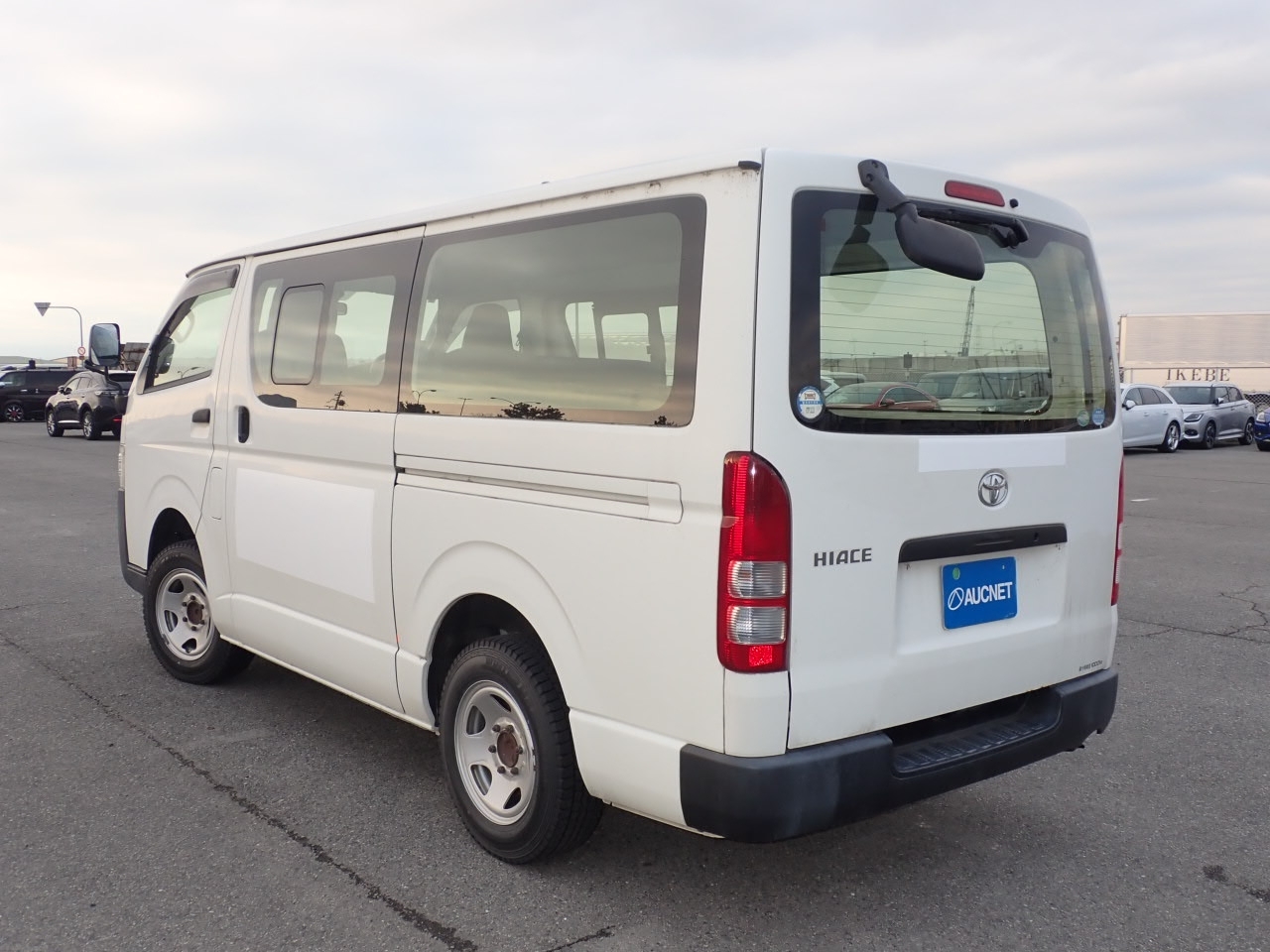 TOYOTA REGIUS ACE