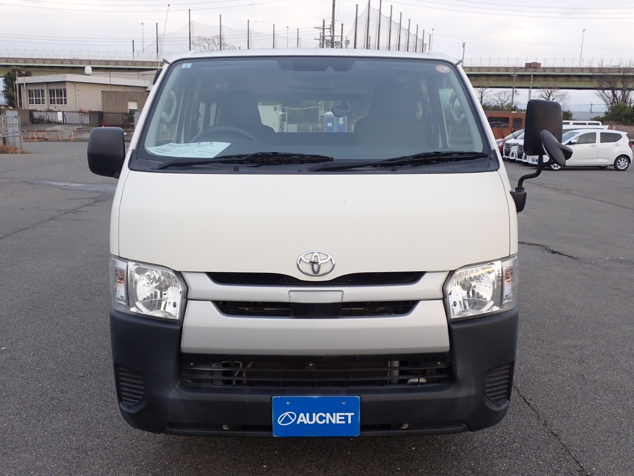 TOYOTA REGIUS ACE