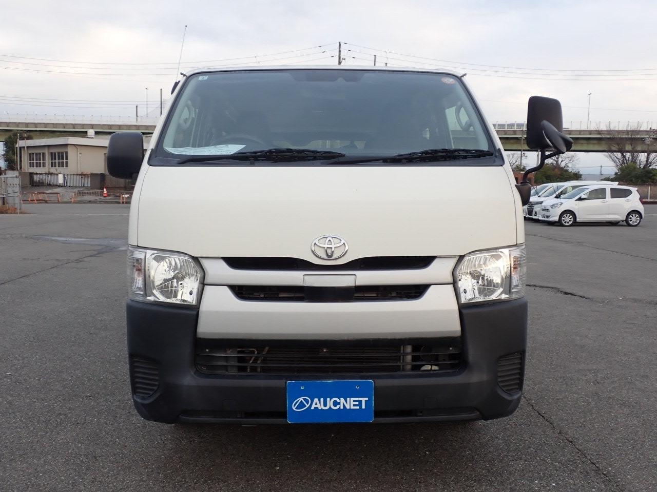 TOYOTA REGIUS ACE