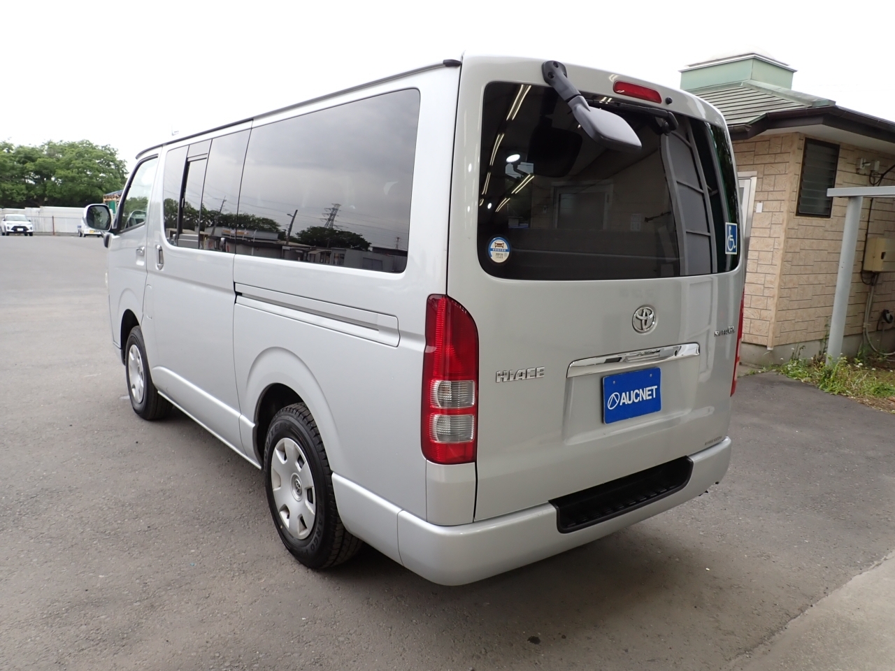 TOYOTA REGIUS ACE
