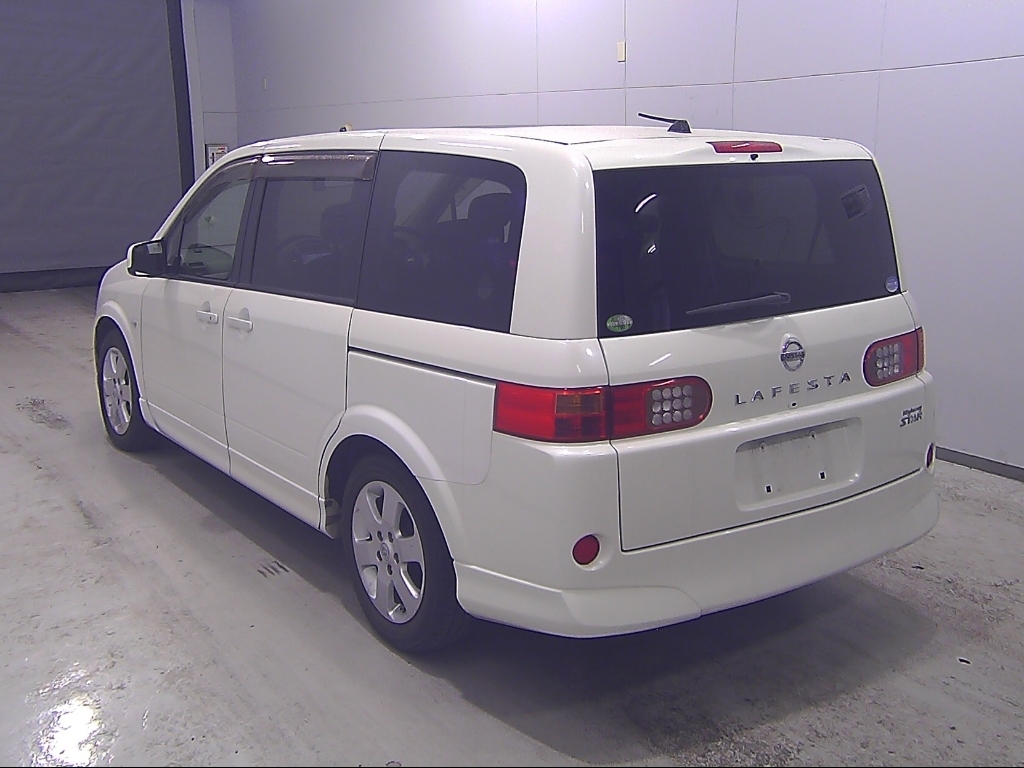 NISSAN LAFESTA
