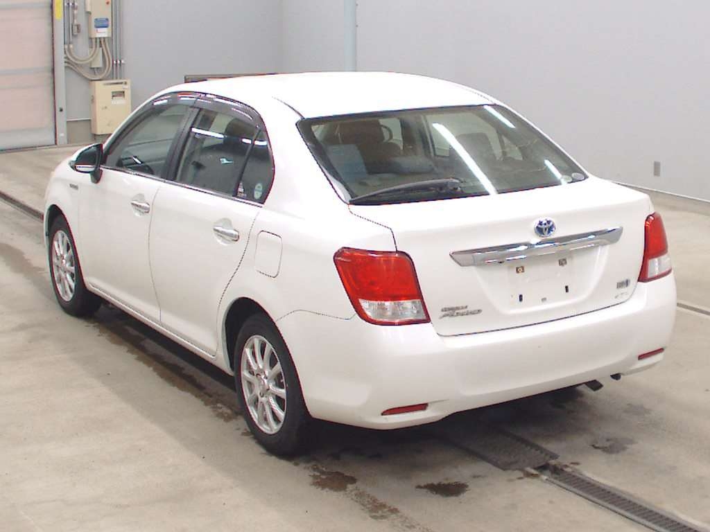 TOYOTA COROLLA AXIO