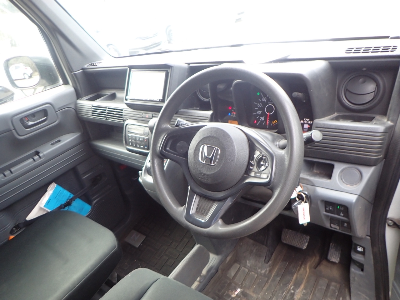 HONDA N-VAN