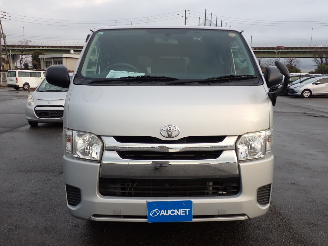 TOYOTA REGIUS ACE