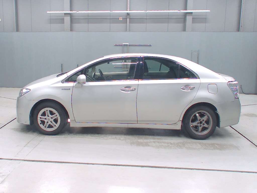 TOYOTA SAI