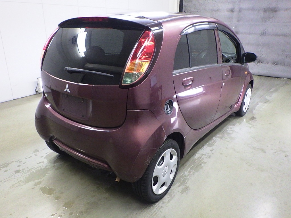 MITSUBISHI I