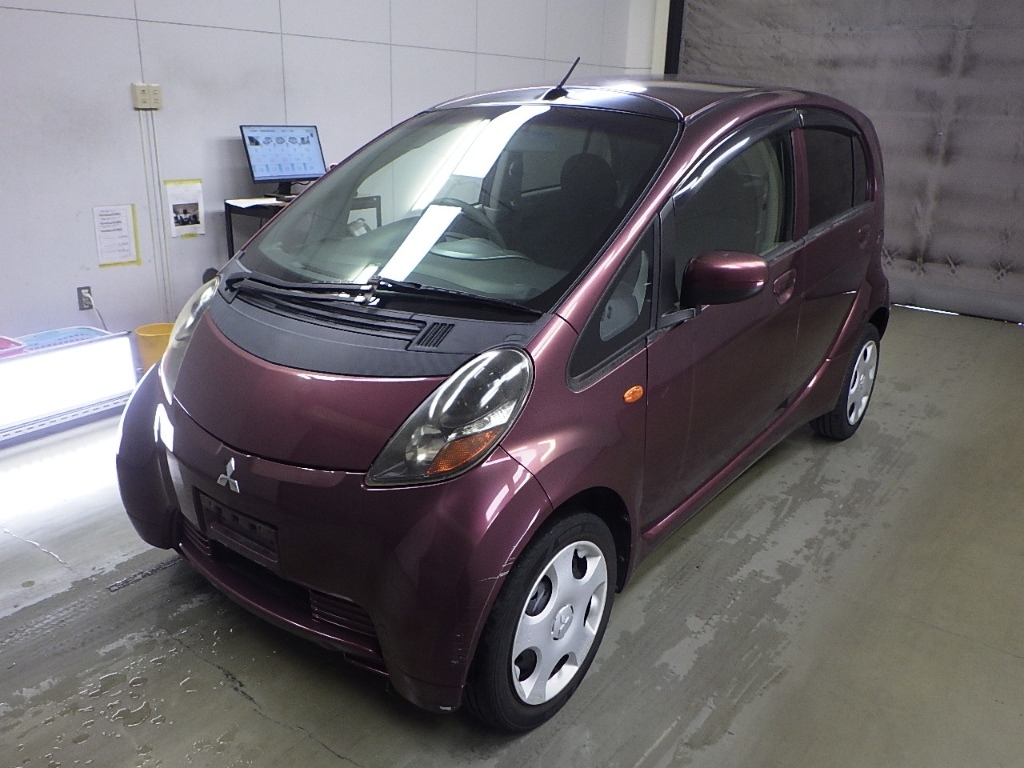 MITSUBISHI I
