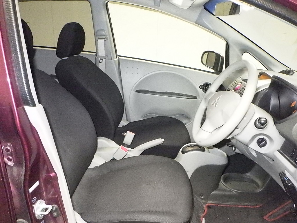 MITSUBISHI I