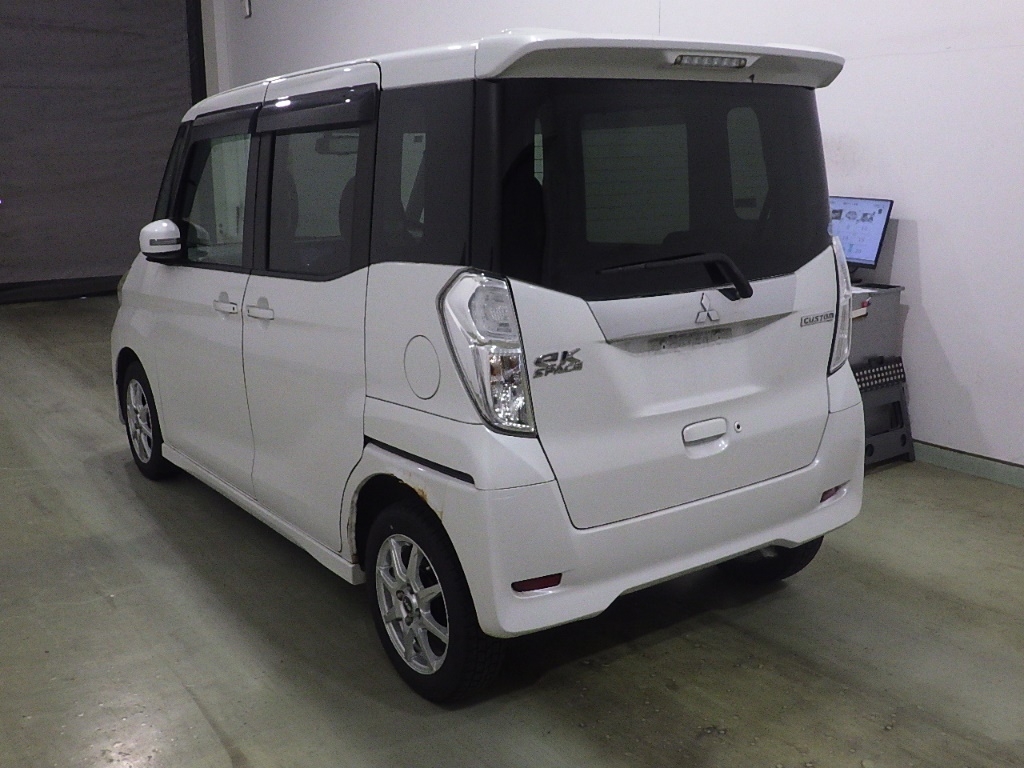 MITSUBISHI EK SPACE
