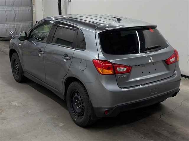 MITSUBISHI RVR