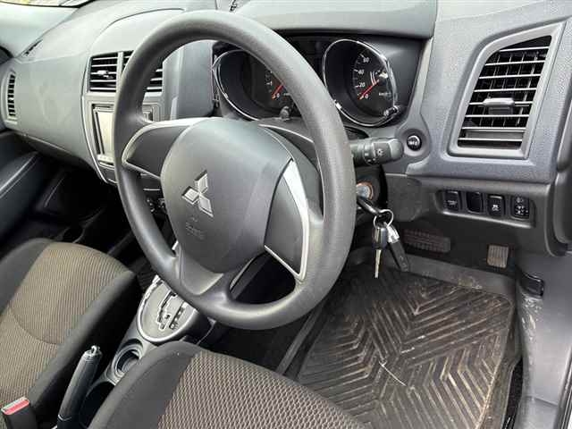 MITSUBISHI RVR