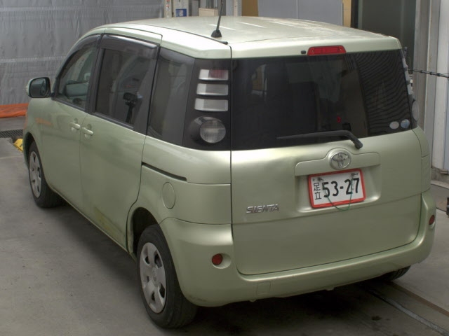 TOYOTA SIENTA
