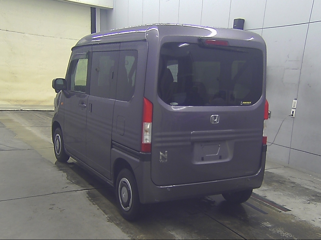 HONDA N-VAN