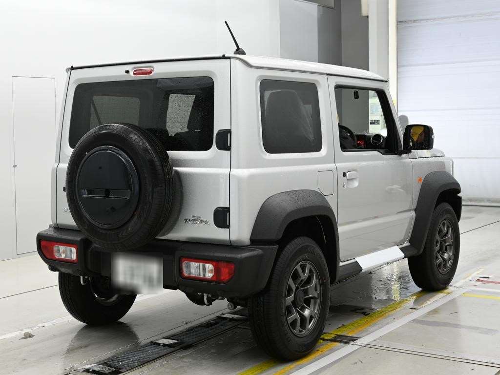 SUZUKI JIMNY SIERRA
