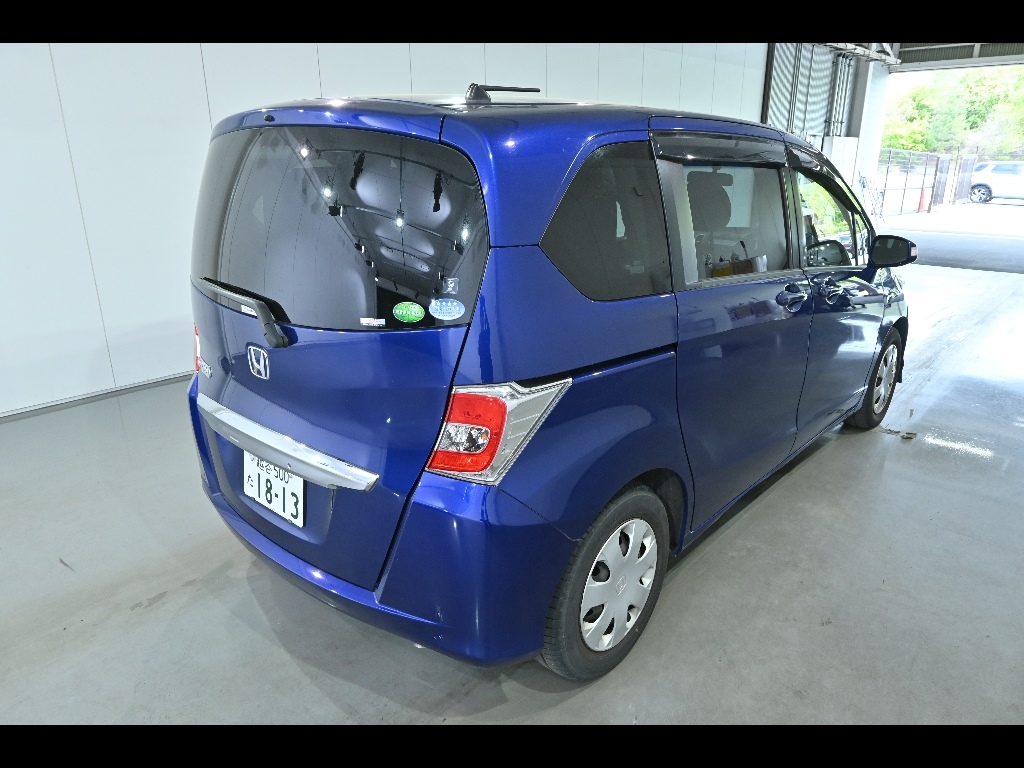HONDA FREED