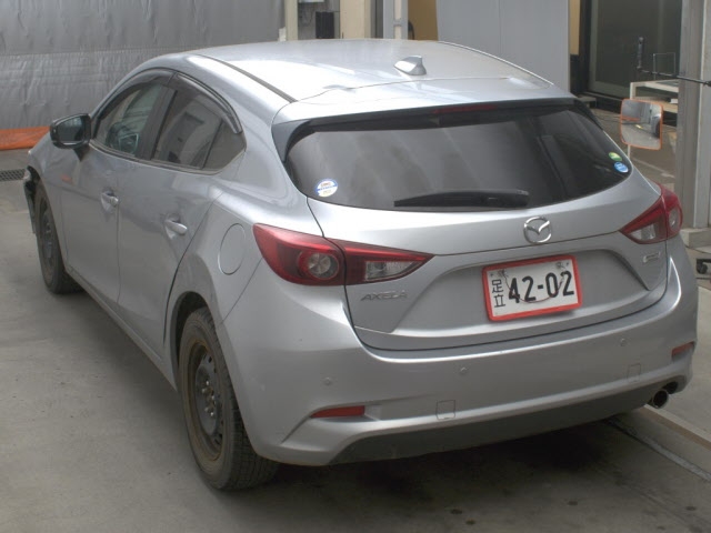 MAZDA AXELA