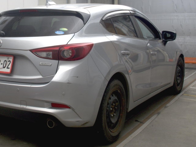 MAZDA AXELA