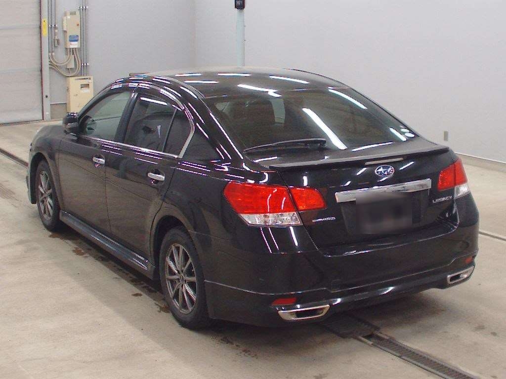 SUBARU LEGACY B4