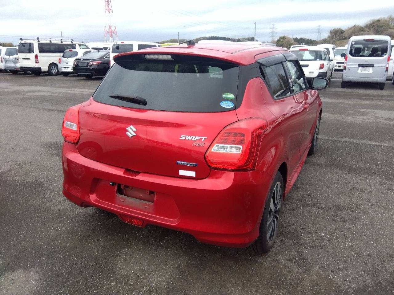 SUZUKI SWIFT