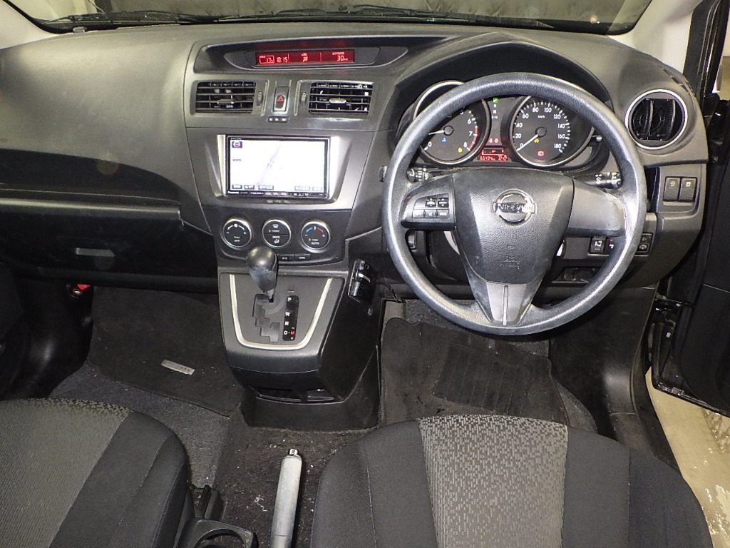 NISSAN LAFESTA