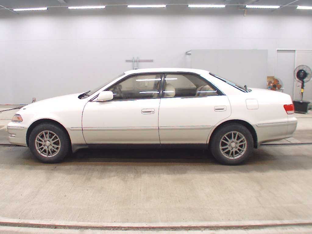 TOYOTA MARK II